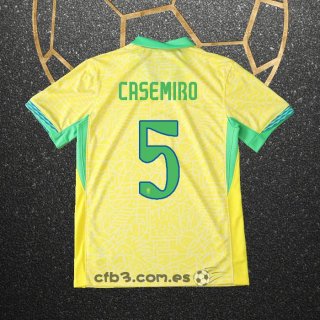 Camiseta Brasil Jugador Casemiro Primera 2024